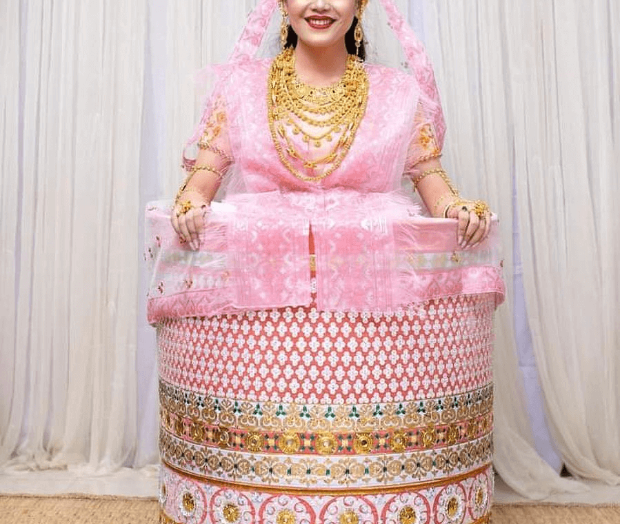 Akhilam Printed Saree  Buy Akhilam Women Manipuri Silk Black  Pink  Digital Print Designer Saree with Unstitched Blouse Online  Nykaa Fashion